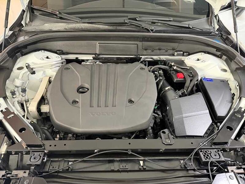 Volvo Ultra, B5 AWD 마일드 하이브리드