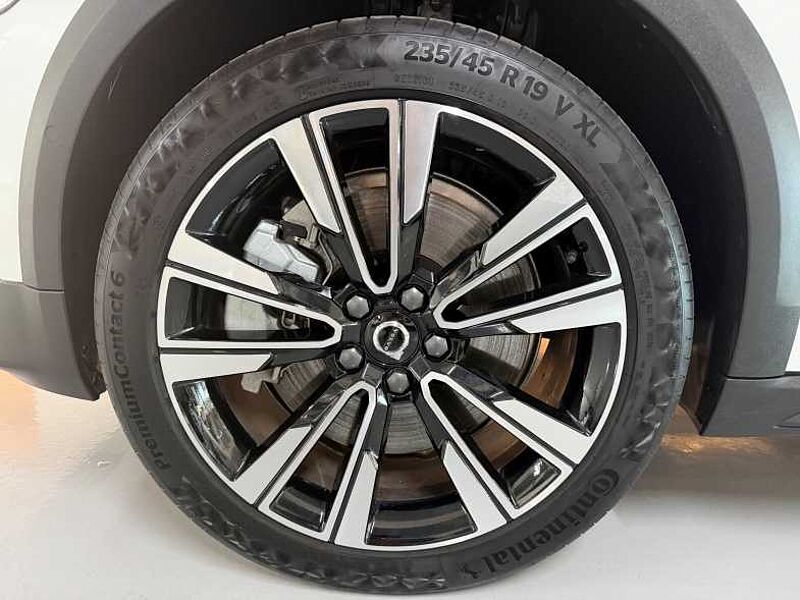 Volvo  Ultra, B5 AWD 마일드 하이브리드