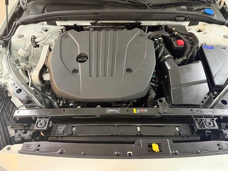 Volvo  Ultra, B5 AWD 마일드 하이브리드