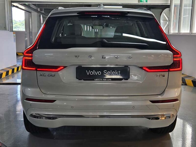 Volvo  Ultra, T8 AWD 플러그-인 하이브리드
