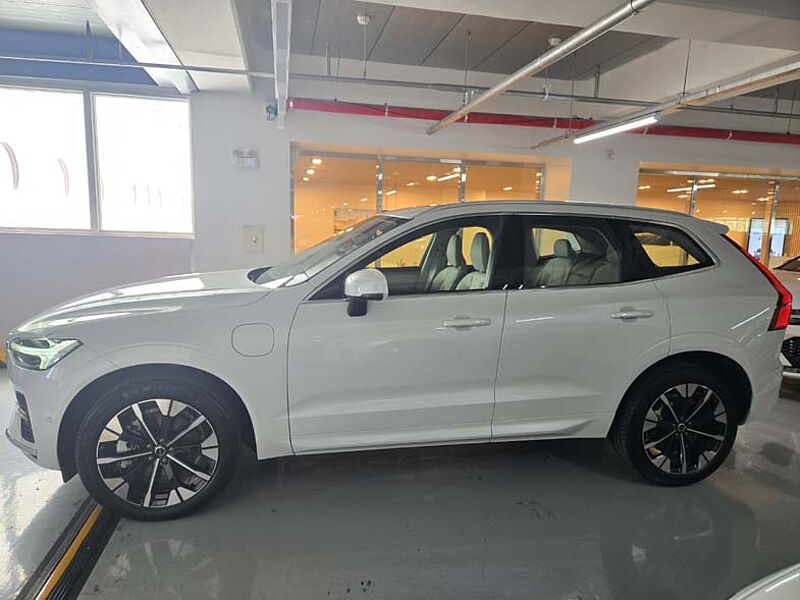 Volvo  Ultra, T8 AWD 플러그-인 하이브리드