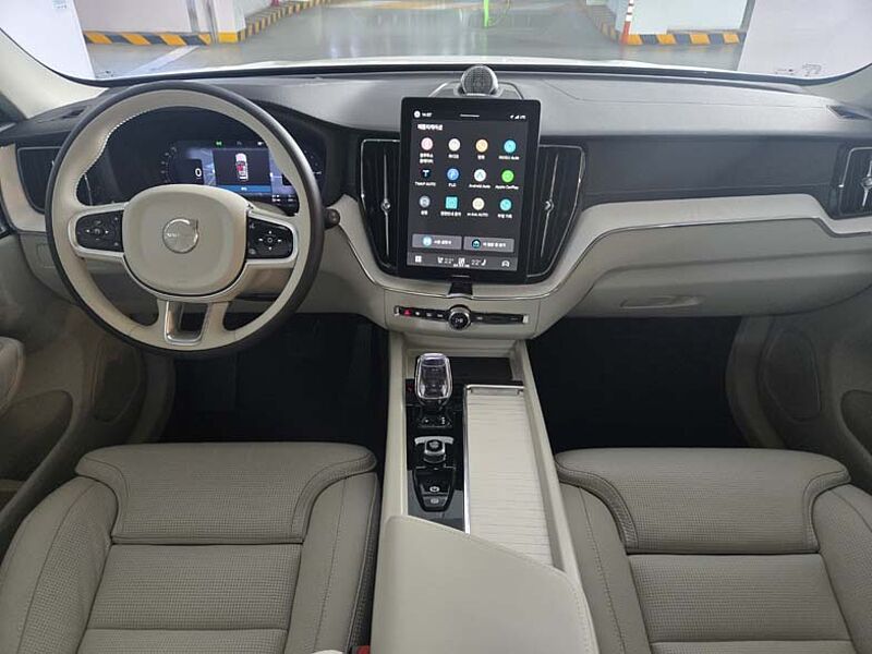 Volvo  Ultra, T8 AWD 플러그-인 하이브리드