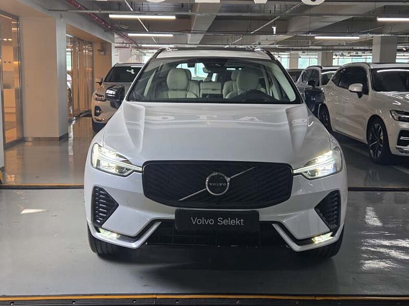 Volvo Ultra, B5 AWD 가솔린, 다크