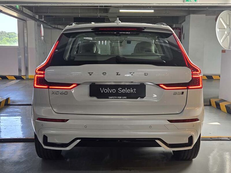 Volvo Ultra, B5 AWD 가솔린, 다크