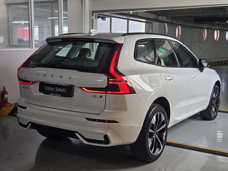 Volvo Ultra, B5 AWD 가솔린, 다크