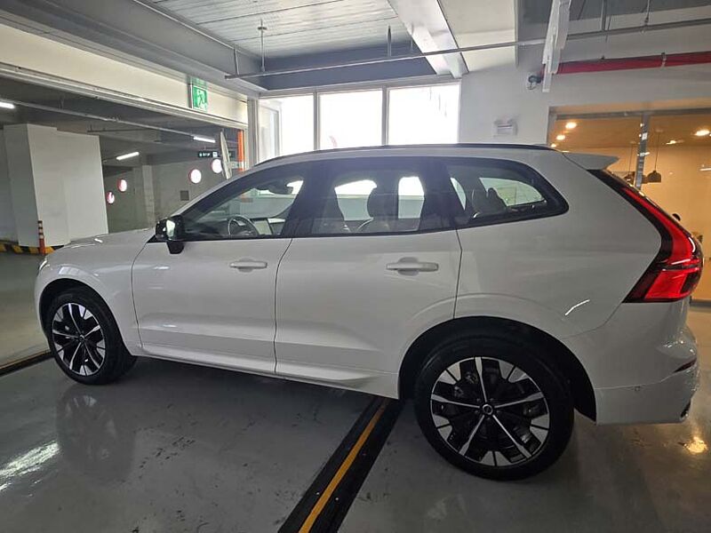 Volvo Ultra, B5 AWD 가솔린, 다크