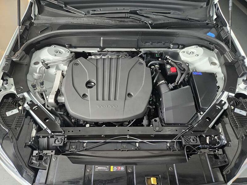 Volvo Ultra, B5 AWD 가솔린, 다크