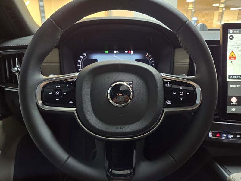 Volvo  Ultra, B5 마일드 하이브리드, 가솔린, 브라이트
