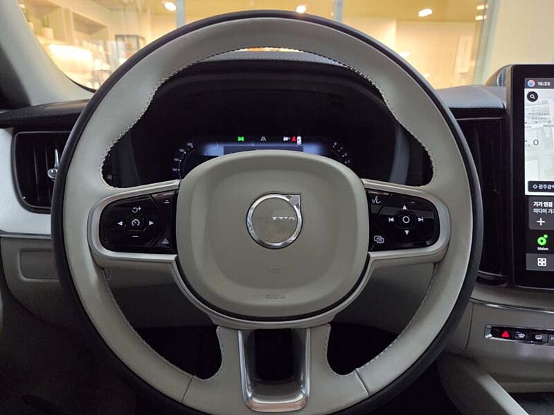 Volvo  Ultra, B5 AWD 마일드 하이브리드, 가솔린, 다크