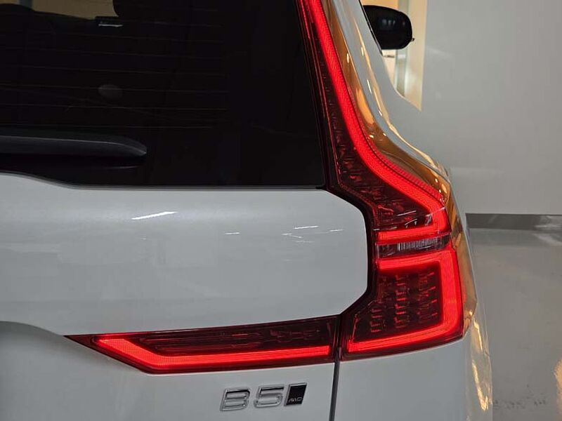 Volvo  Ultra, B5 AWD 마일드 하이브리드, 가솔린, 다크