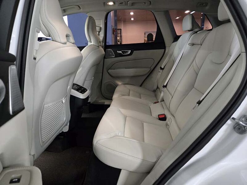 Volvo  Ultra, B5 AWD (No airsus)