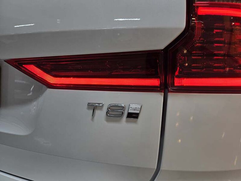 Volvo  Ultra, T8 AWD 플러그-인 하이브리드