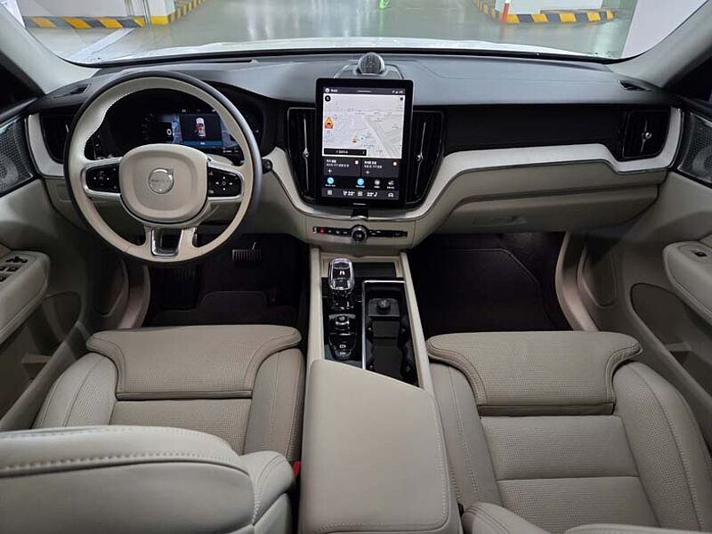 Volvo  Ultra, T8 AWD 플러그-인 하이브리드
