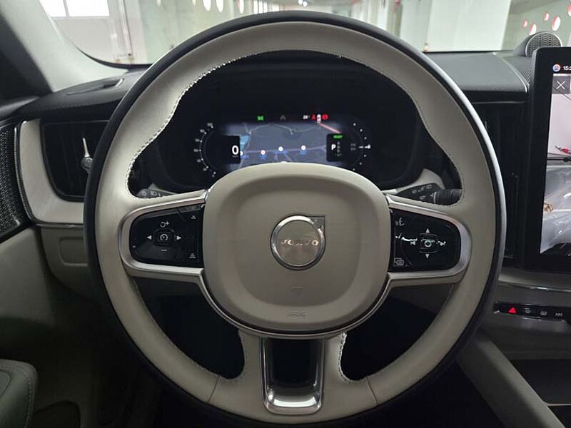 Volvo  Ultra, T8 AWD 플러그-인 하이브리드