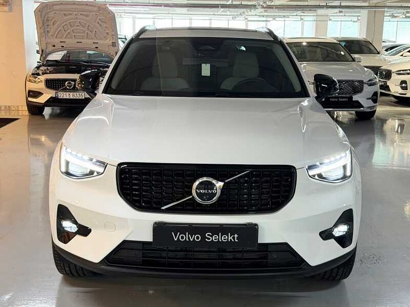 Volvo Ultra, B4 AWD, 다크
