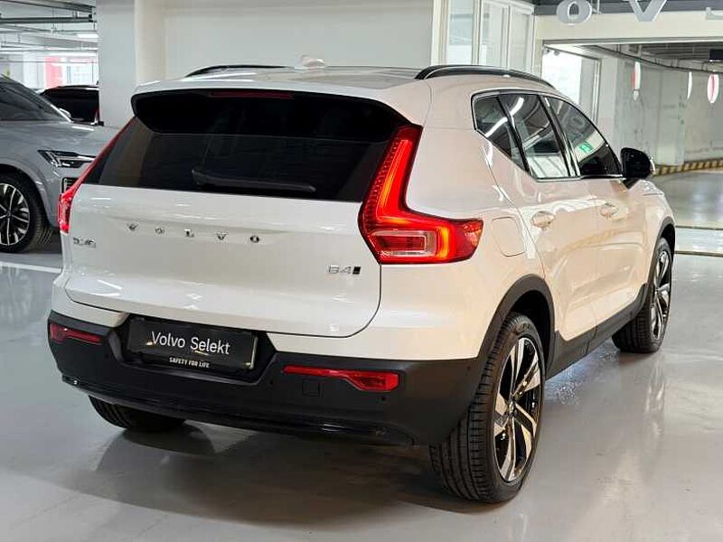 Volvo Ultra, B4 AWD, 다크