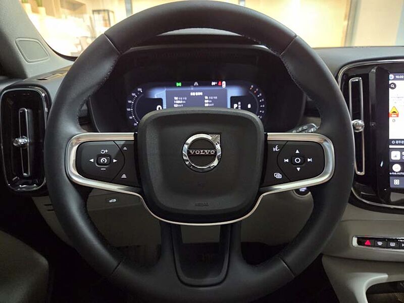 Volvo Ultra, B4 AWD