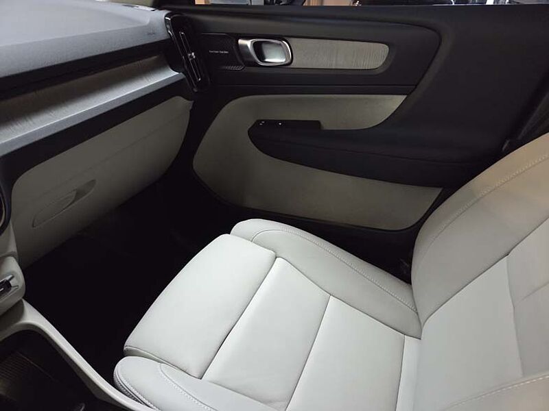 Volvo Ultra, B4 AWD