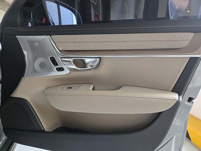 Volvo Ultra, B5 가솔린, 브라이트