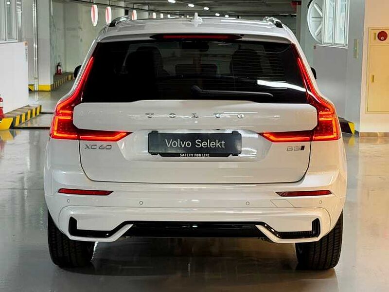 Volvo Ultra, B5 AWD