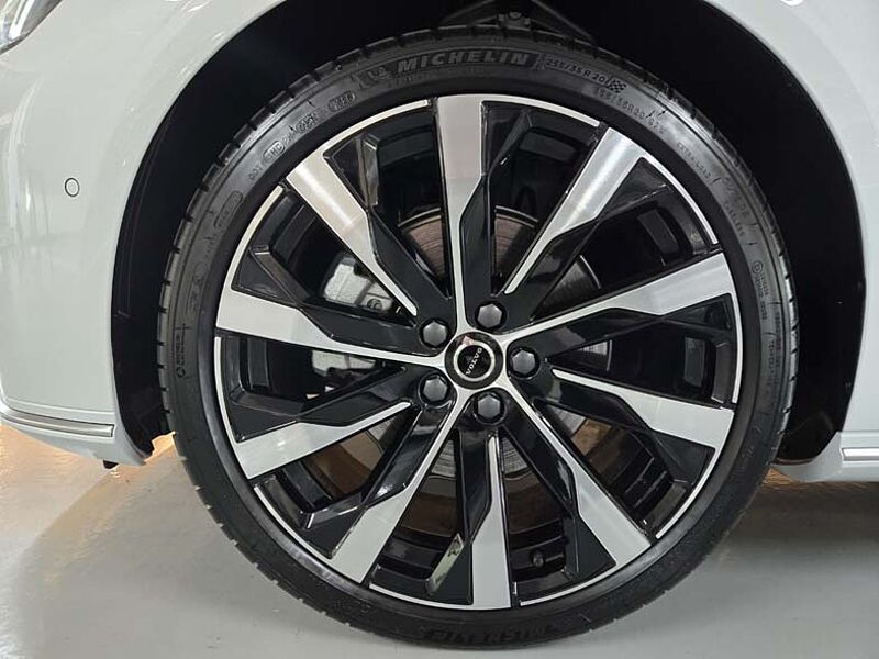 Volvo Ultra, B5 가솔린, 브라이트