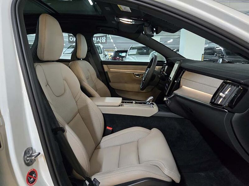 Volvo Ultra, B5 가솔린, 브라이트