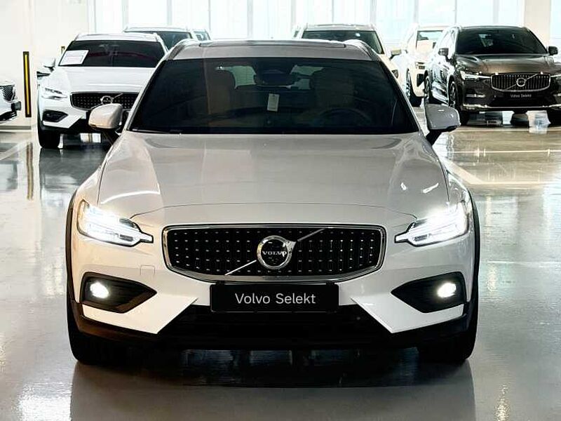 Volvo  Ultra, B5 AWD