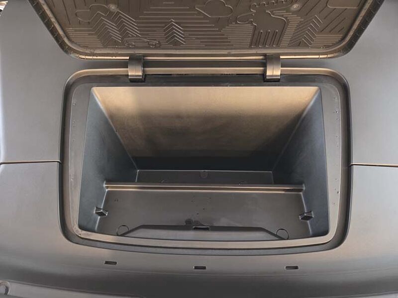 Volvo  Ultra, Twin Motor Performance,