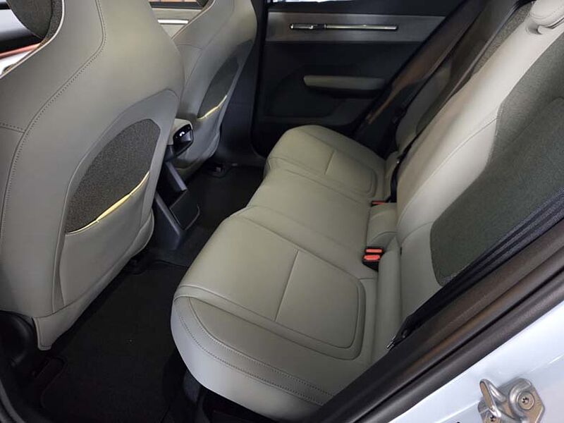 Volvo  Ultra, Twin Motor Performance,