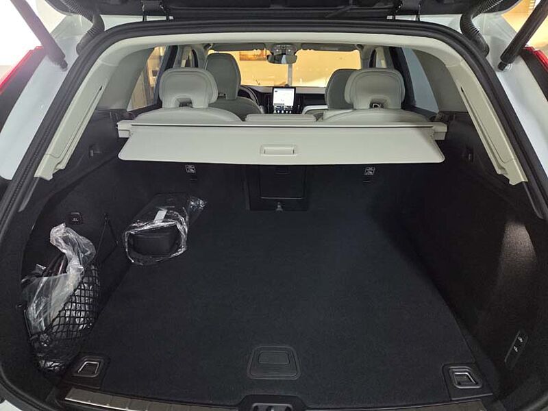 Volvo Ultra, T8 AWD