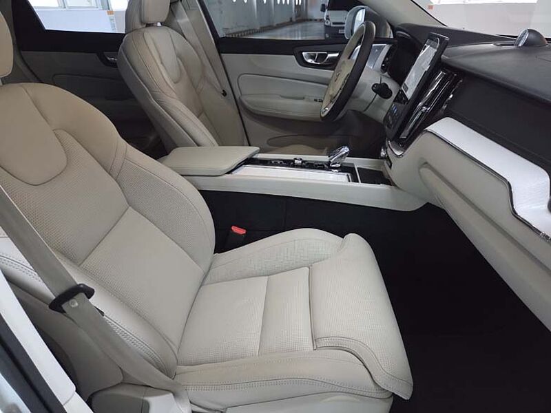 Volvo Ultra, T8 AWD