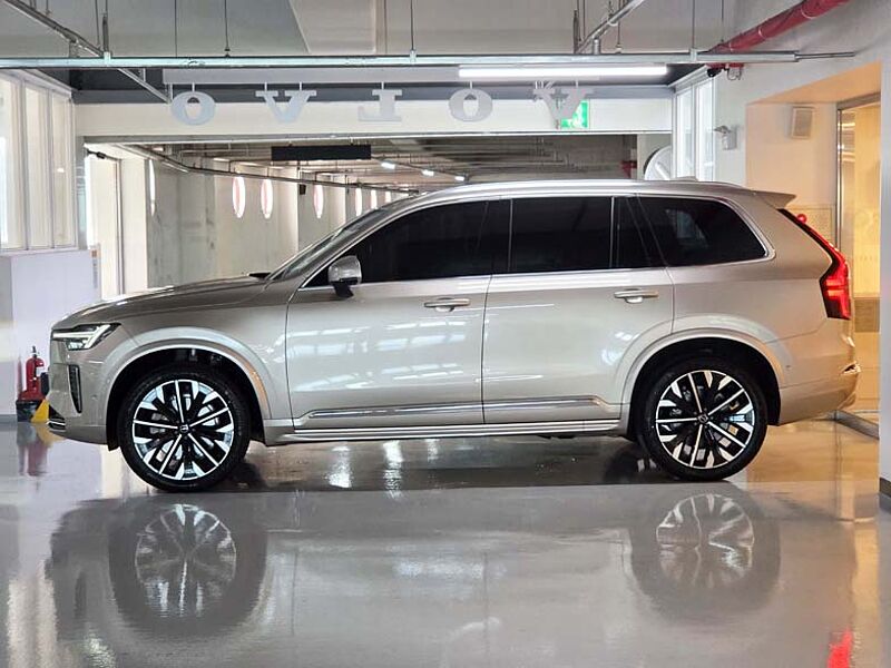 Volvo  Ultra, B6 AWD