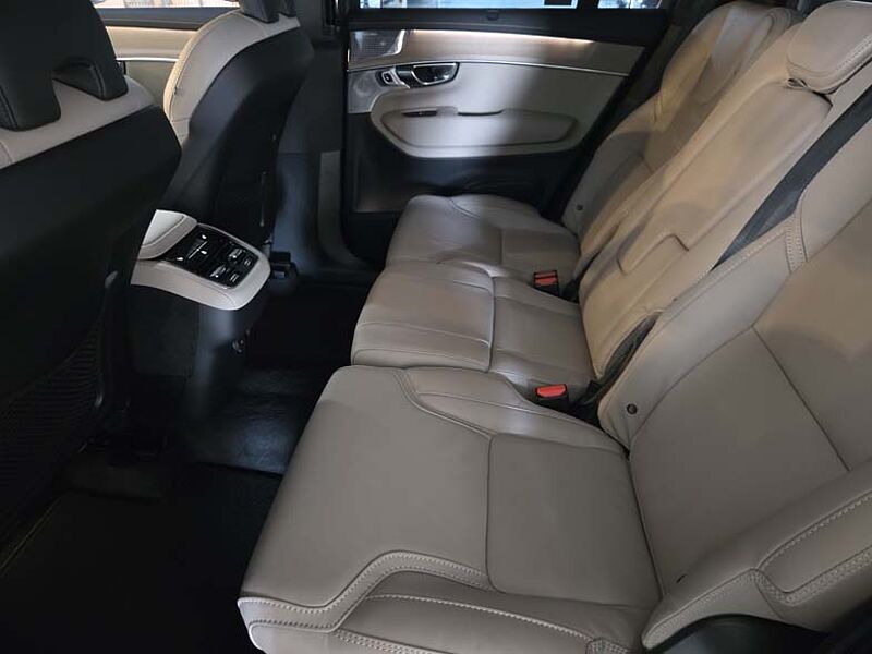 Volvo  Ultra, B6 AWD