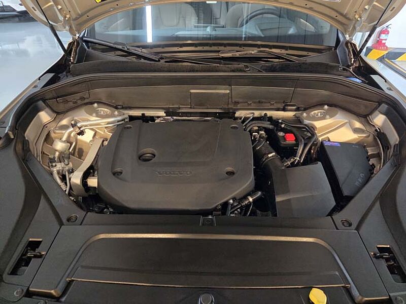 Volvo  Ultra, B6 AWD