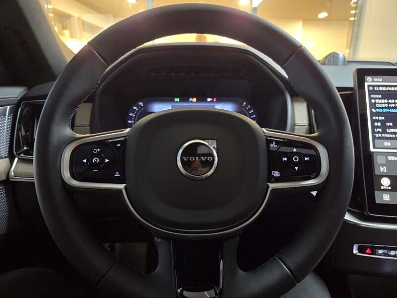 Volvo  Ultra, B6 AWD