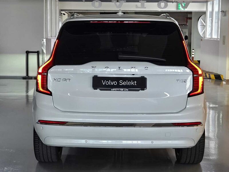 Volvo  Ultra, T8 AWD 플러그-인 하이브리드