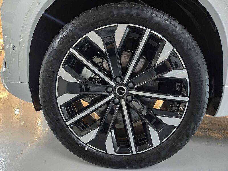 Volvo  Ultra, T8 AWD 플러그-인 하이브리드