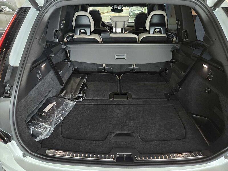 Volvo  Ultra, T8 AWD 플러그-인 하이브리드