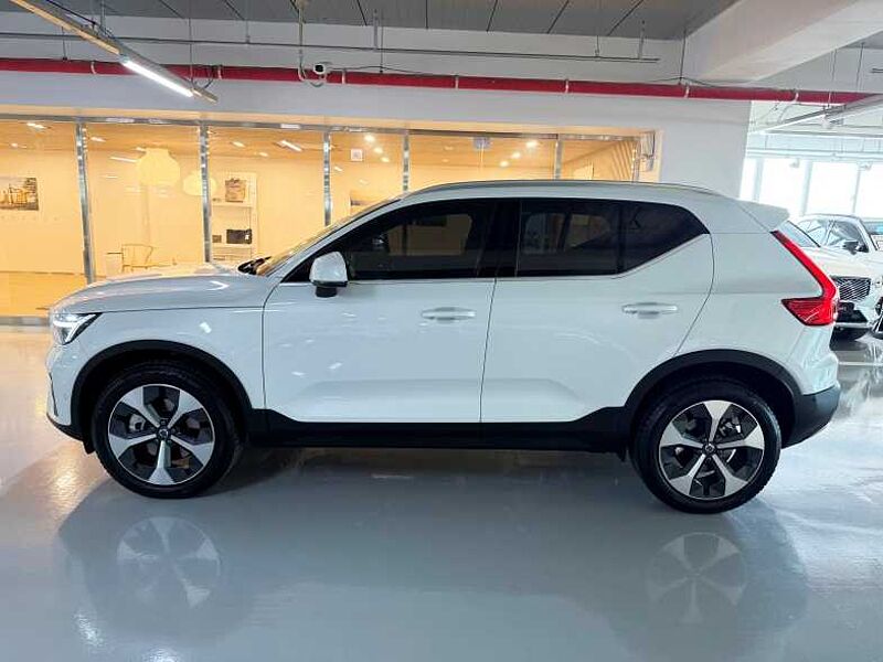 Volvo Ultra, B4 AWD