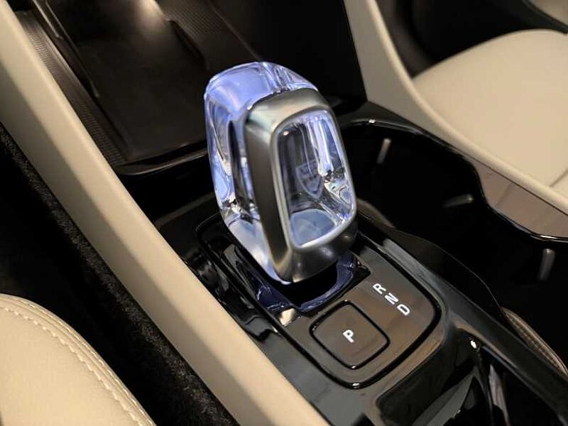 Volvo Ultra, B4 AWD