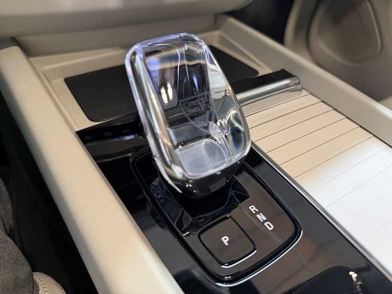 Volvo  Ultra, B5 AWD