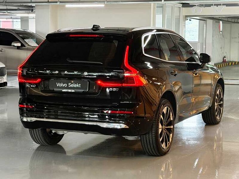 Volvo  Ultra, B5 AWD