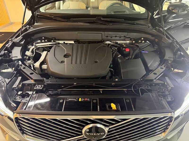 Volvo  Ultra, B5 AWD