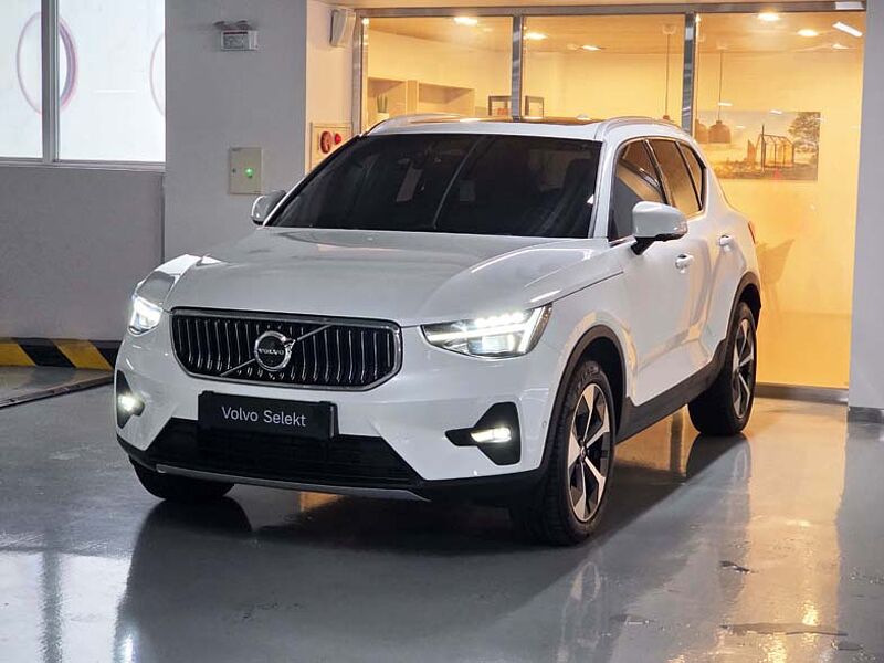 Volvo  Ultra, B4 AWD