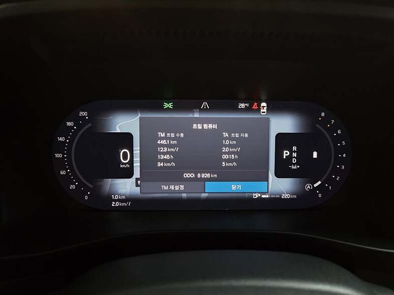 Volvo  Ultra, B4 AWD