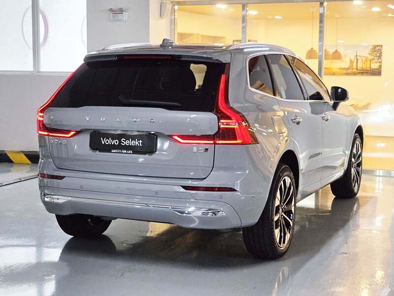 Volvo  Ultra, B5 AWD