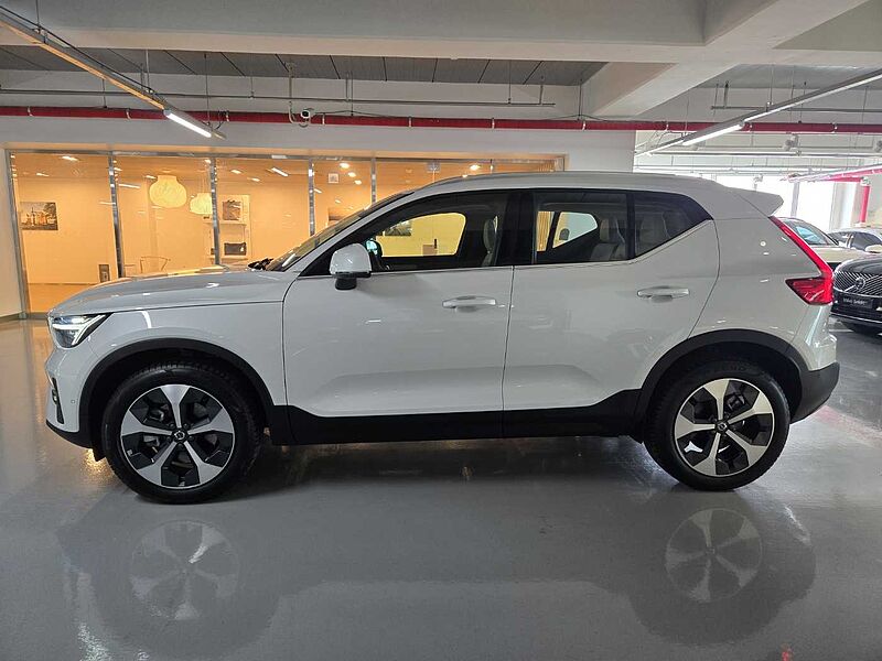 Volvo Ultra, B4 AWD 가솔린