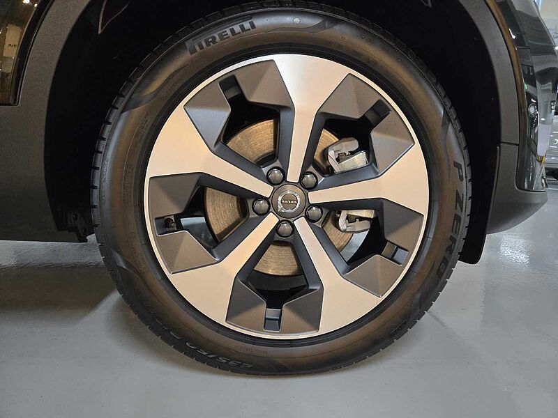Volvo Ultra, B4 AWD 가솔린