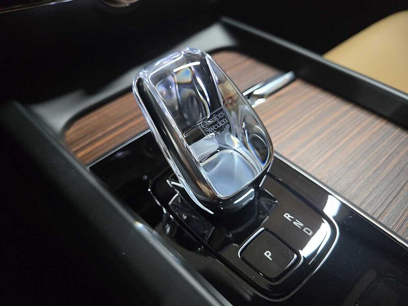 Volvo Ultra, B5 AWD 가솔린