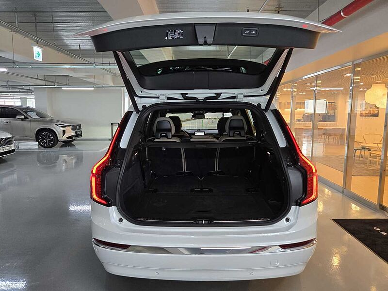 Volvo  Ultra, T8 AWD 플러그-인 하이브리드